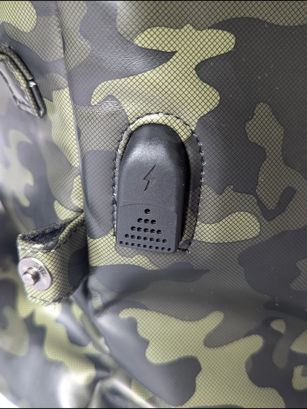 NWOT Duchamp London Rubberized Camo/Camp Tote Duffle Bag
